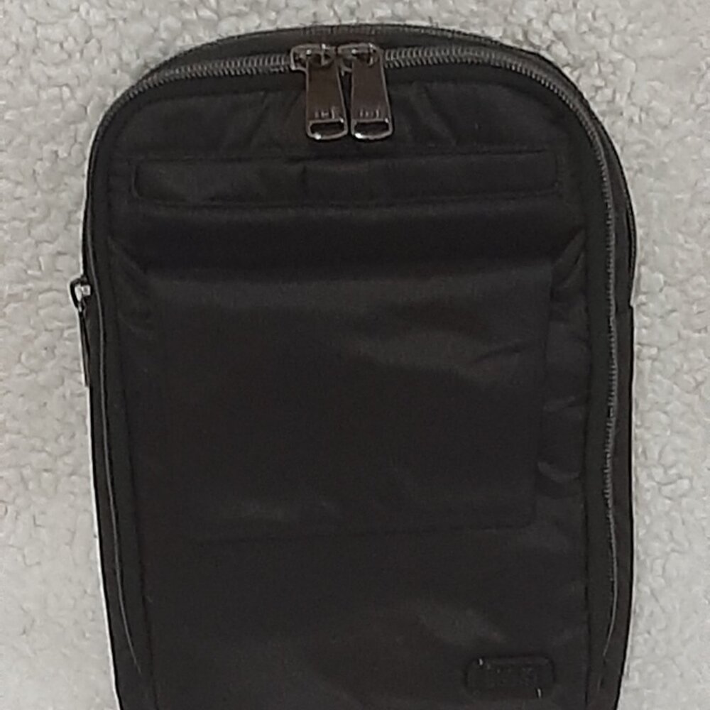 Lug Pitter Patter Crossbody (Shimmer Black)